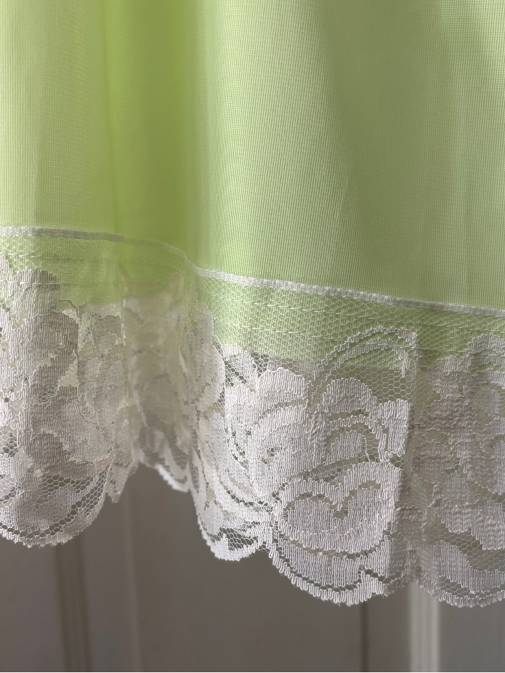 Vintage Pastel Green Lace Trim Half Slip Size XL - Picture 11 of 13